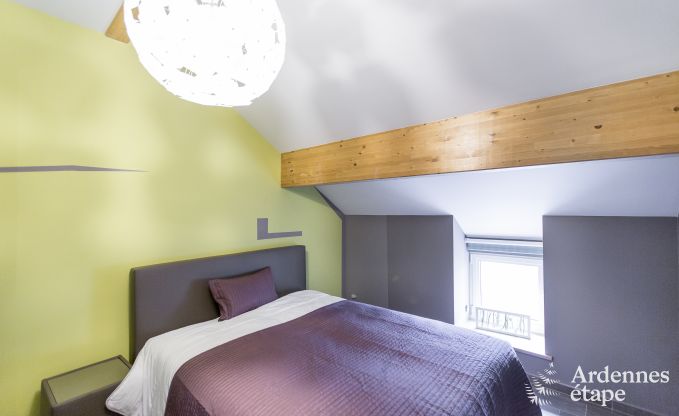 Grande maison de vacances en deux btiments  Han-sur-Lesse pour 13 personnes avec piscine intrieure