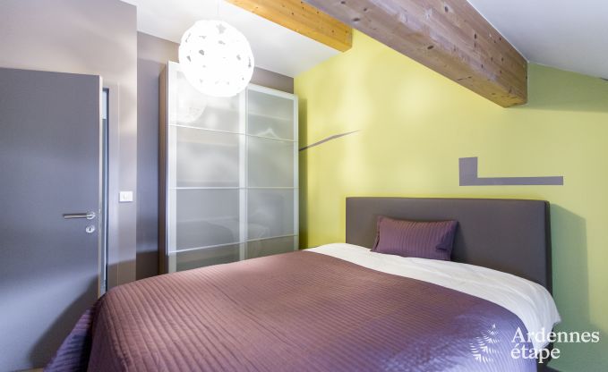 Grande maison de vacances en deux btiments  Han-sur-Lesse pour 13 personnes avec piscine intrieure