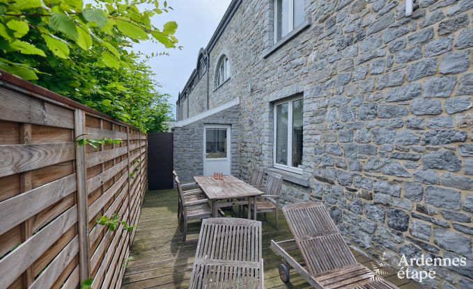 Grande maison de vacances en deux btiments  Han-sur-Lesse pour 13 personnes avec piscine intrieure