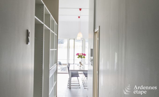 Grande maison de vacances en deux btiments  Han-sur-Lesse pour 13 personnes avec piscine intrieure