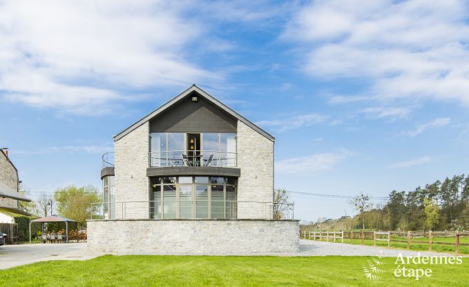 Grande maison de vacances en deux btiments  Han-sur-Lesse pour 13 personnes avec piscine intrieure