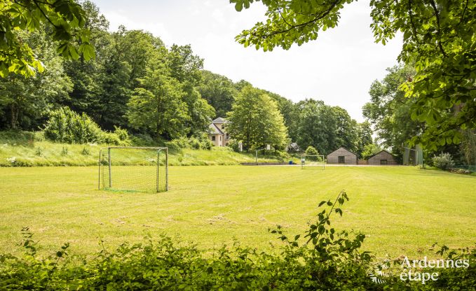 Gîte écologique à louer en Ardenne pour 38 pers. à Hastière
