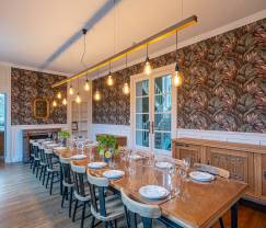 Manoir luxueux pour 12 personnes sur la Meuse à Hastière avec jardin privé et 4 salles de bains