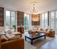 Manoir luxueux pour 12 personnes sur la Meuse à Hastière avec jardin privé et 4 salles de bains