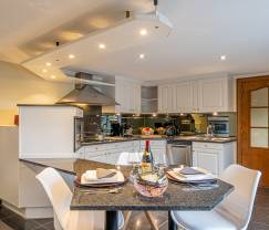 Séjournez dans une maison cozy en Ardenne : idéale pour 4 personnes, avec jardin, terrasse et barbecue à Havelange