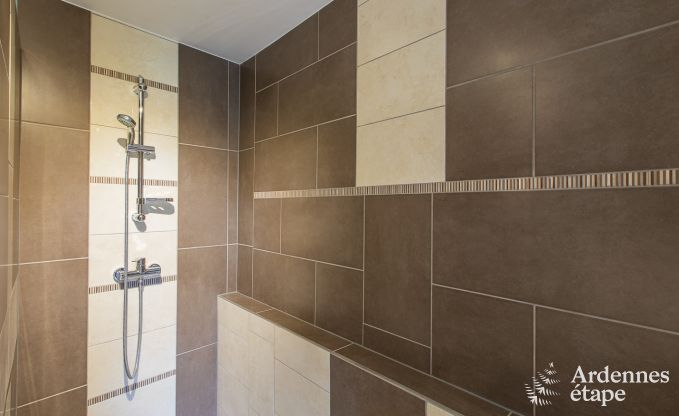 Maison de vacances � Herbeumont pour 15 personnes en Ardenne