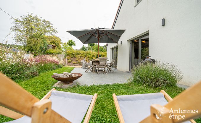 Maison de vacances � H�ron pour 12 personnes en Ardenne