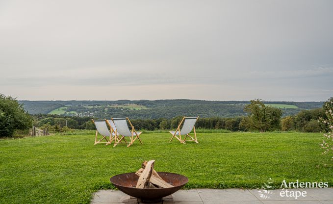 Maison de vacances � H�ron pour 12 personnes en Ardenne