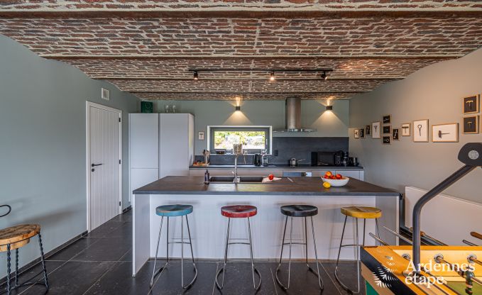 Maison de vacances � H�ron pour 12 personnes en Ardenne