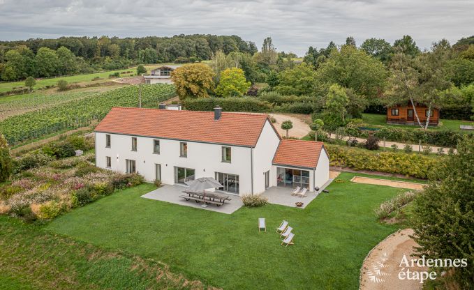 Maison de vacances � H�ron pour 12 personnes en Ardenne