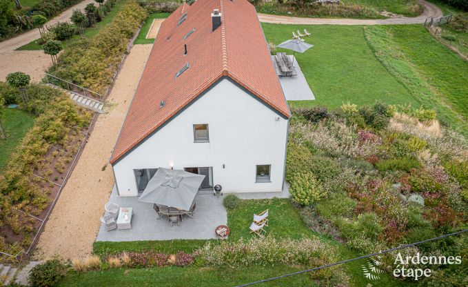 Maison de vacances � H�ron pour 12 personnes en Ardenne