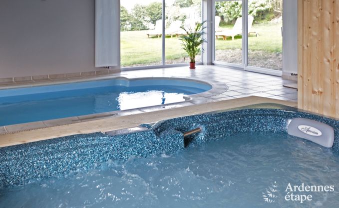 Villa de luxe pour 22 pers. avec piscine et espace wellness à Houffalize