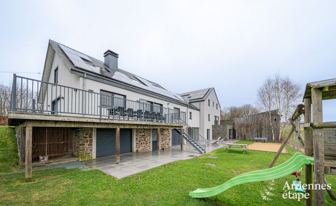 villa de luxe  Houffalize : hbergement pour 18 personnes avec piscine, sauna et jardin priv en Ardenne