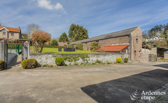 Vacances  la ferme  Huy pour 11 personnes en Ardenne