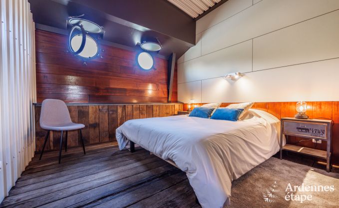 Gte insolite  Ittre pour 8 personnes en Ardenne