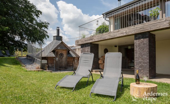 Vaste maison de vacances pour 15 personnes avec sauna à La Roche-en-Ardenne
