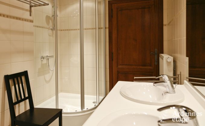 Maison de vacances � La Roche pour 20 personnes en Ardenne