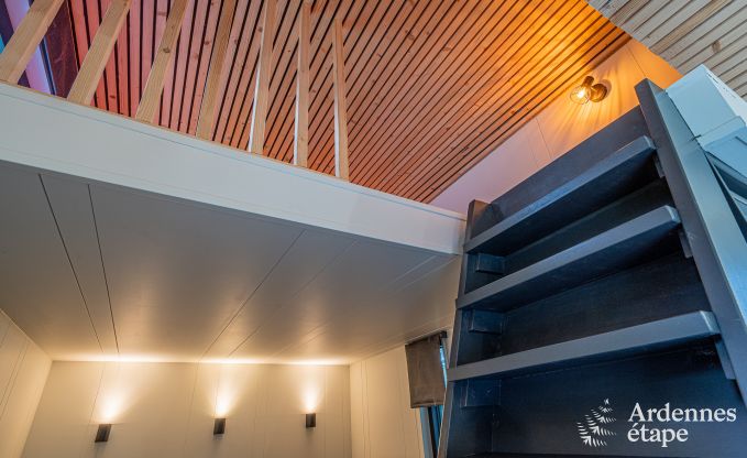 Charmante tiny house pour 4 personnes  Lglise avec kitchenette, poele  pellets et jardin priv