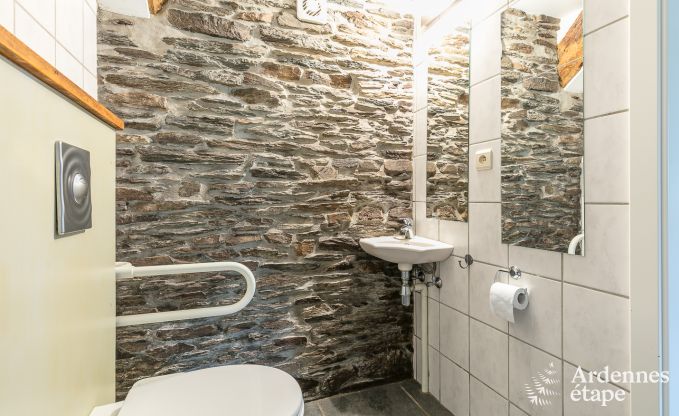 Maison de vacances  Lglise pour 15 personnes en Ardenne