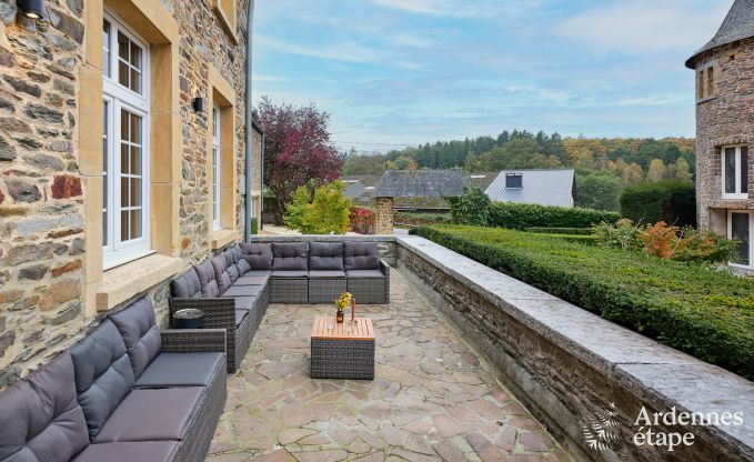 Ch�teau � Libin : s�jour �l�gant pour 40 personnes avec des �quipements �tendus