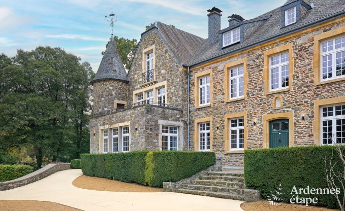 Ch�teau � Libin : s�jour �l�gant pour 40 personnes avec des �quipements �tendus