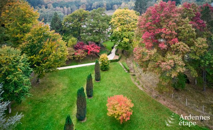 Ch�teau � Libin : s�jour �l�gant pour 40 personnes avec des �quipements �tendus