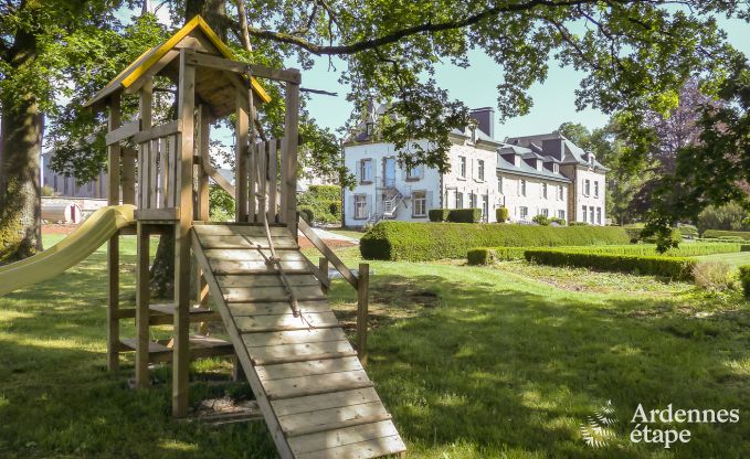 Château à Libramont-Chevigny pour 22 personnes en Ardenne