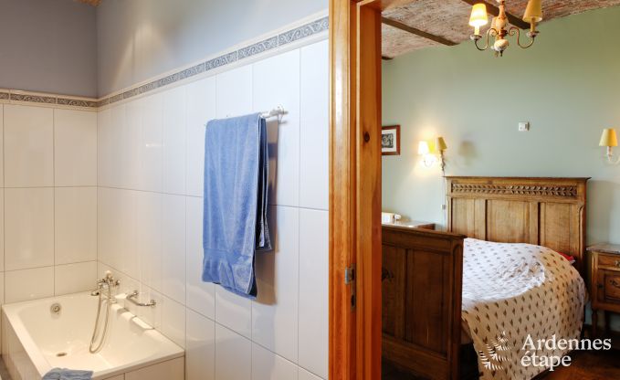 Confortable villa de vacances avec sauna pour 13 personnes à Libramont