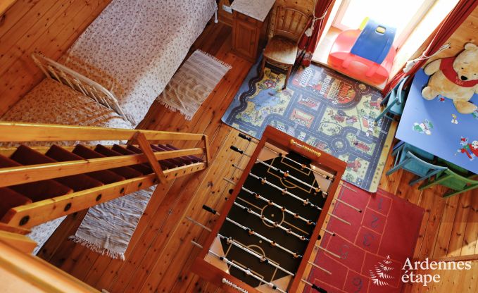 Confortable villa de vacances avec sauna pour 13 personnes à Libramont
