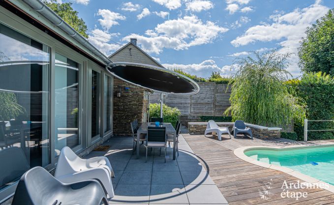 Sjour romantique  Lierneux en Ardenne : Charmante maison de vacances avec grand jacuzzi, sauna et piscine pour couple