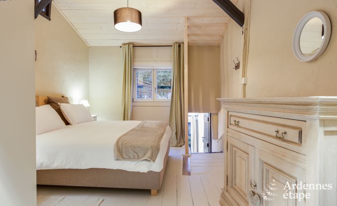 Maison de vacances citadine pour 4/6 personnes 3 étoiles à Malmedy dans un quartier historique.
