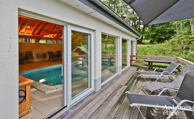 Gîte pour 22 personnes à Malmedy avec piscine intérieure et sauna
