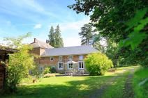 Fermette-Château à Manhay pour votre séjour avec Ardennes-Etape