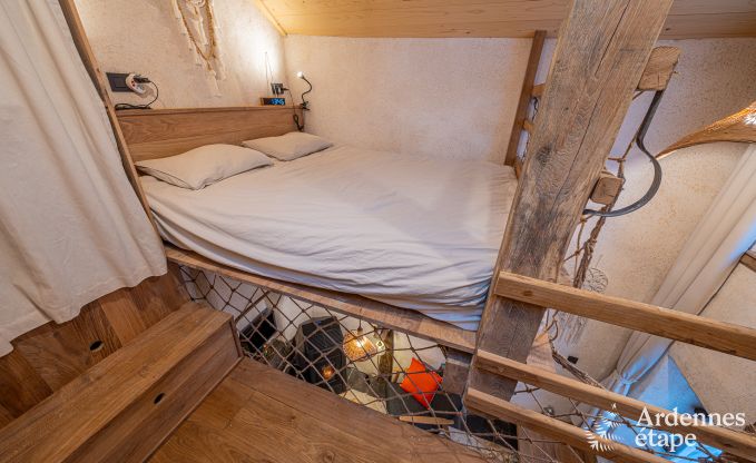 Maison de vacances originale et confortable pour 2 personnes � Manhay avec terrasse priv�e et po�le � pellets