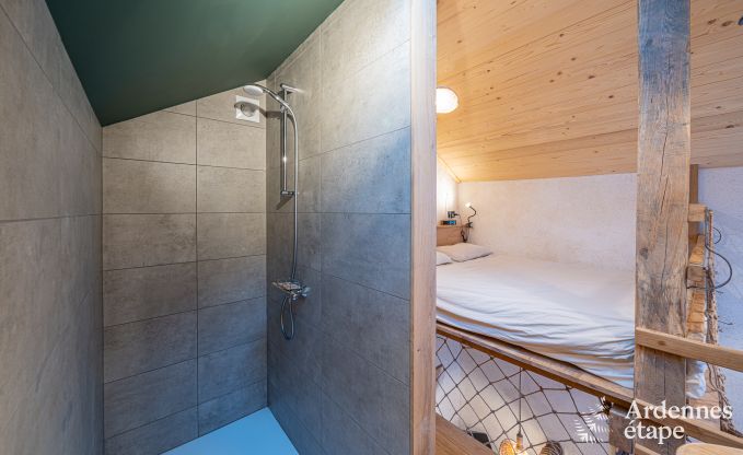 Maison de vacances originale et confortable pour 2 personnes � Manhay avec terrasse priv�e et po�le � pellets