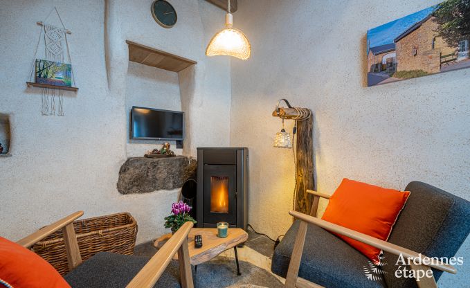 Maison de vacances originale et confortable pour 2 personnes � Manhay avec terrasse priv�e et po�le � pellets