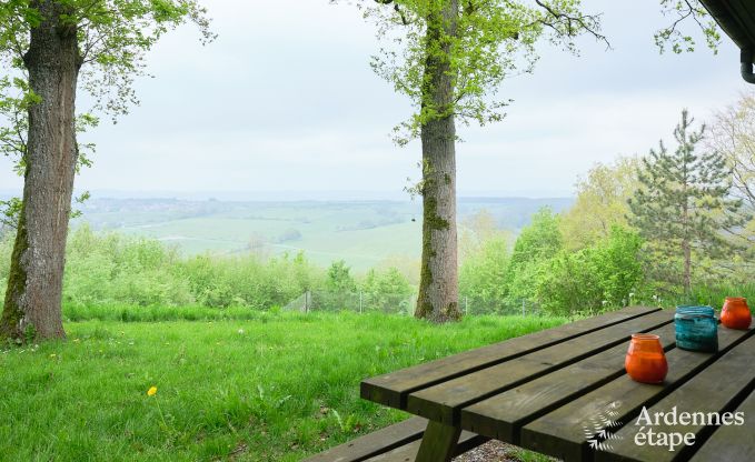 Chalet en bois pour 6 personnes au milieu de la nature  Marche-en-Famenne, Ardenne