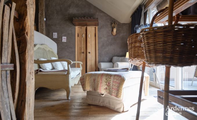 Cottage pour 2 personnes  Marche-en-Famenne avec jacuzzi et sauna au cur de l'Ardenne, idal pour couples avec animal