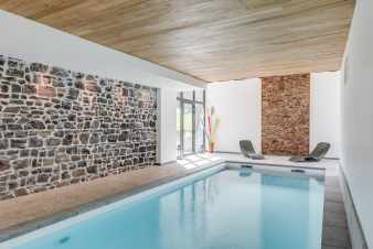 Maison de vacances de luxe  Maredsous pour 4 personnes avec sauna et piscine