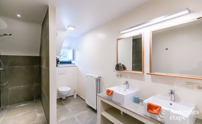 Maison de vacances � Maredsous pour 10 personnes en Ardenne