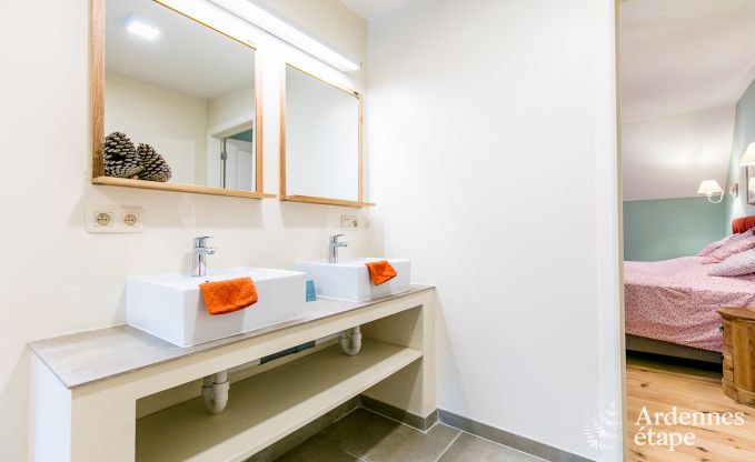 Maison de vacances � Maredsous pour 10 personnes en Ardenne