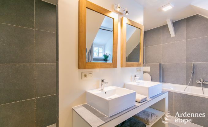 Maison de vacances � Maredsous pour 10 personnes en Ardenne