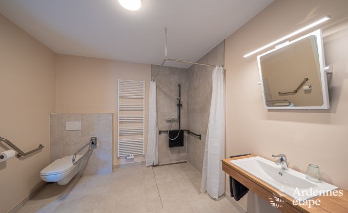 Maison de vacances accessible en fauteuil roulant  Martelange pour 9 personnes avec jardin priv
