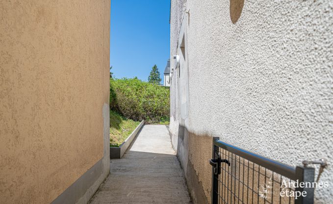 Maison de vacances accessible en fauteuil roulant  Martelange pour 9 personnes avec jardin priv