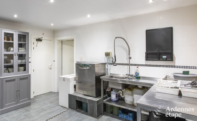 Escapade en pleine nature en Ardenne : Villa spacieuse  Houffalize (Nadrin) pour 18 personnes avec nombreux quipements et services, animaux bienvenus