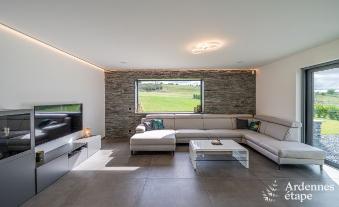 Villa de luxe avec piscine intrieure  Neufchteau pour 8 personnes, parfaite pour familles et couples