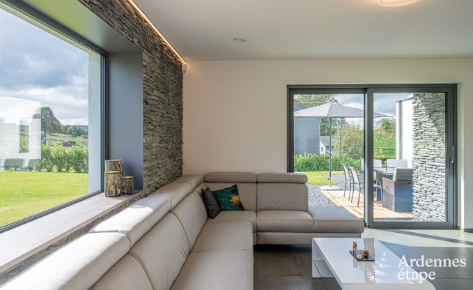 Villa de luxe avec piscine intrieure  Neufchteau pour 8 personnes, parfaite pour familles et couples