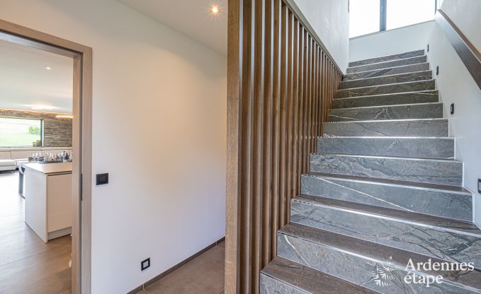 Villa de luxe avec piscine intrieure  Neufchteau pour 8 personnes, parfaite pour familles et couples