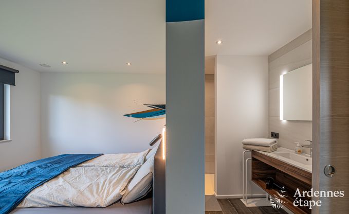 Villa de luxe avec piscine intrieure  Neufchteau pour 8 personnes, parfaite pour familles et couples