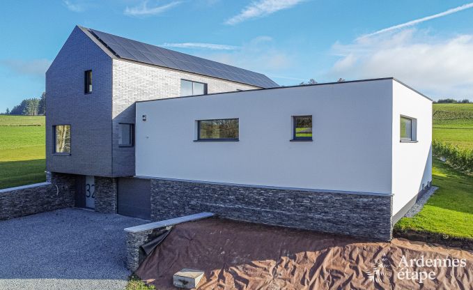 Villa de luxe avec piscine intrieure  Neufchteau pour 8 personnes, parfaite pour familles et couples